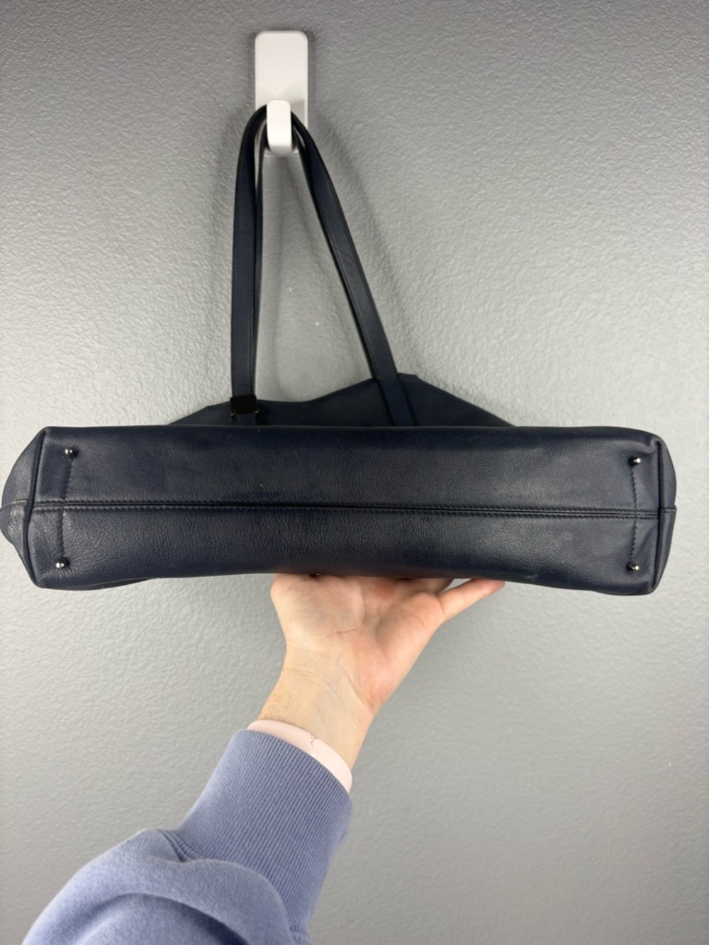 Everlane Navy Leather Tote Bag View 4